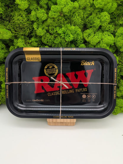 RAW Rolling Tray Drehunterlage Metall - "klassisch Schwarz - Rotes Logo"