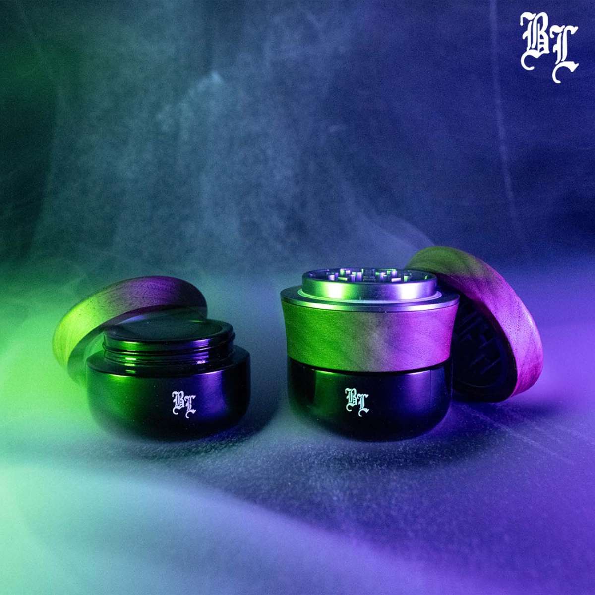 Black Leaf Holz-Grinder 4-tlg. mit Violettglas