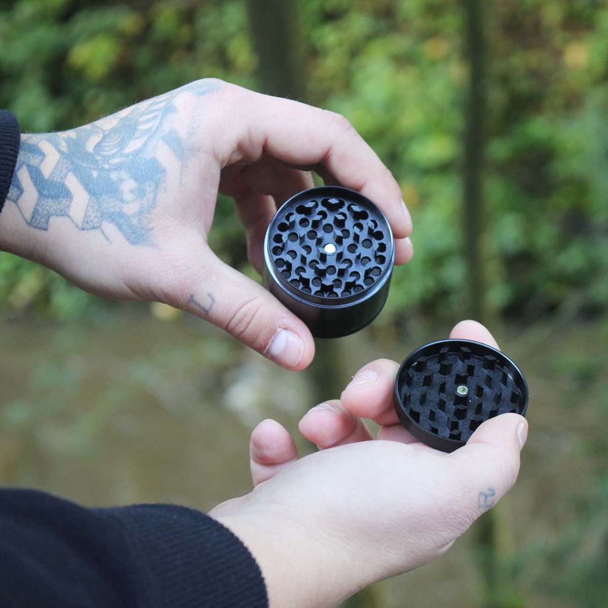 Black Leafe Grinder 4-tlg. schwarz